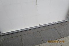 Risse-in-der-Rueckseitenfolie